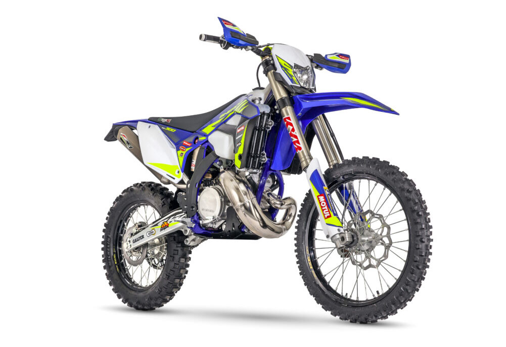 2022 125 SE Factory